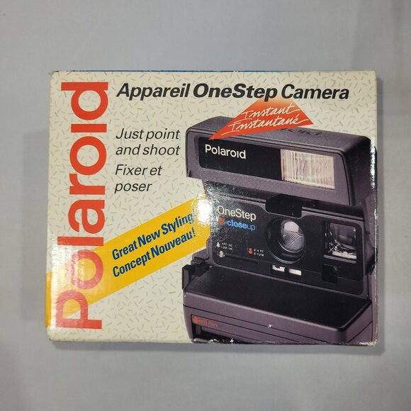 Polaroid 600 Vintage One Step Camera Instant Film CloseUp - Picture 1 of 3